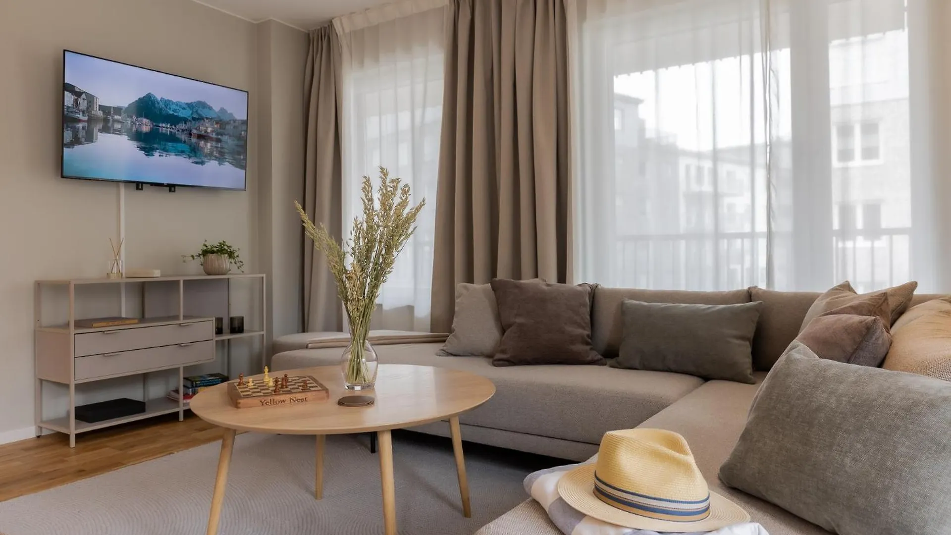Yellow Nest - Sunset Apartment Malmo