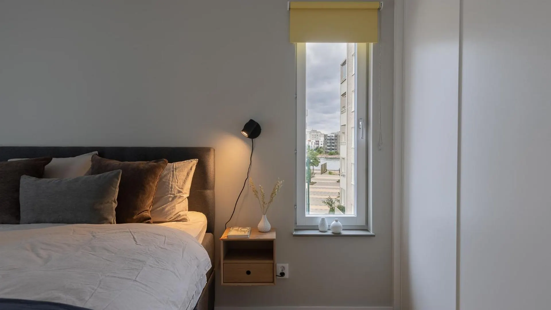 Yellow Nest - Sunset Apartment Malmo